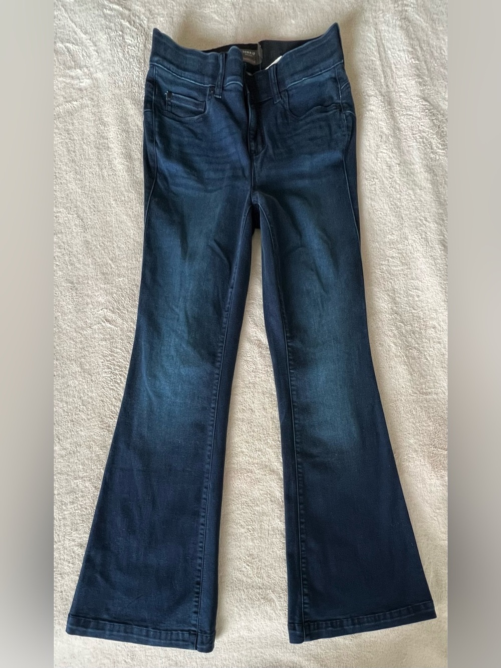NWT TORRID Bombshell Flare Dark Blue Jeans